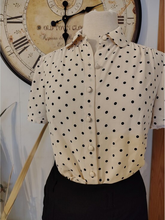 Anne Klein Tops - Vintage Style Cream Polka Dot Button-Up Blouse Small